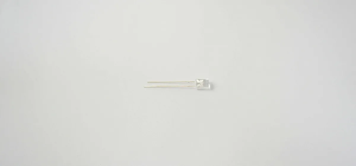 Светодиод 5mm. FYL-5042 UWC/S(белый, бесцветный)2500mcd 