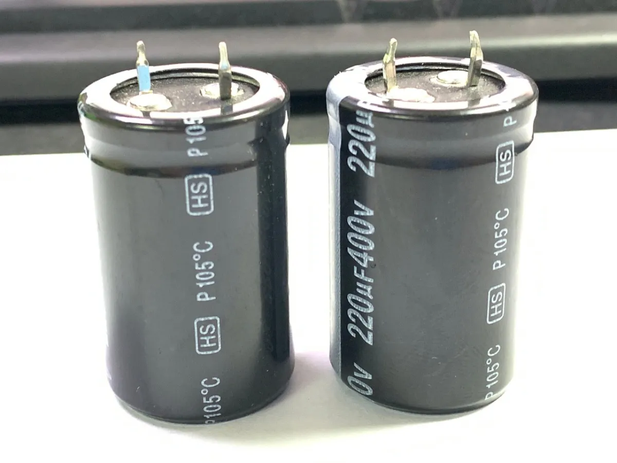 330 µF 200V 20x30 HS