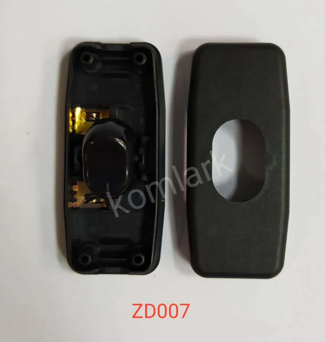 Выключатель сетевой проходной ZD007 черный