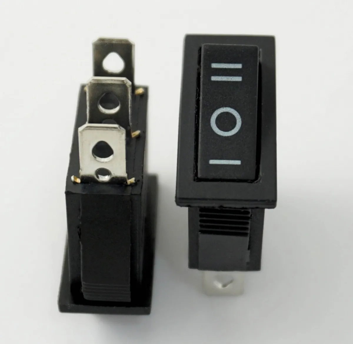 Переключатель 3 позиционный KCD3-103 ON-OFF-ON чёрный