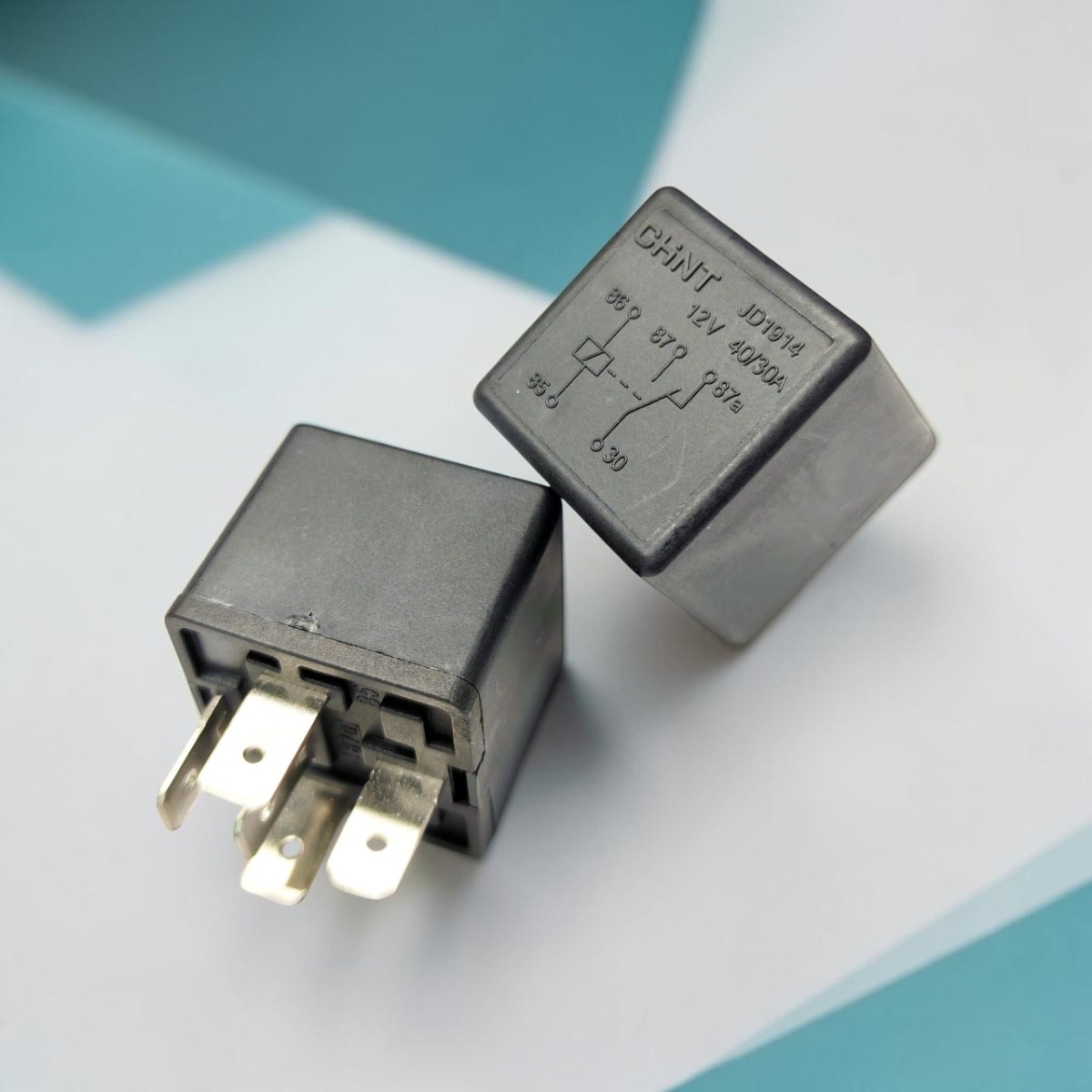 Реле автомобильное 12V JD1914