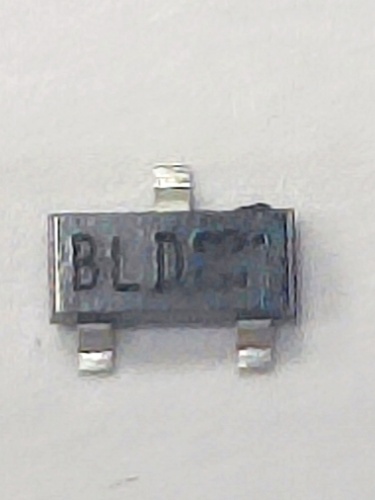 MMBT8550LT1G  (SS8550)  (Y2)  - komlark.ru