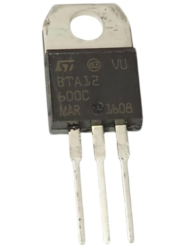 BTA12-600C фото, изображение, тип корпуса TO-220AB-3 BTA12-600C от интернет-магазина komlark.ru